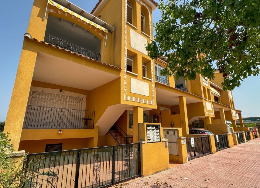 Reventa - Adosado -
Daya Nueva - Costa Blanca Sur