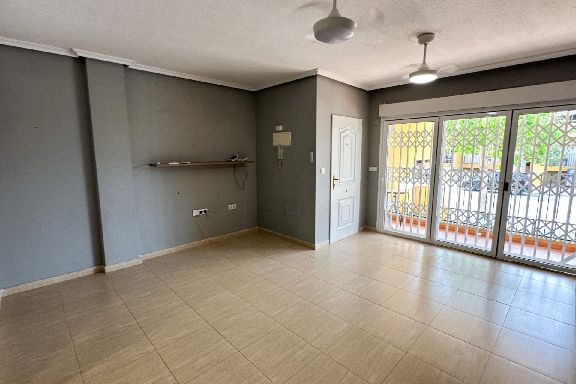Reventa - Adosado -
Daya Nueva - Costa Blanca Sur
