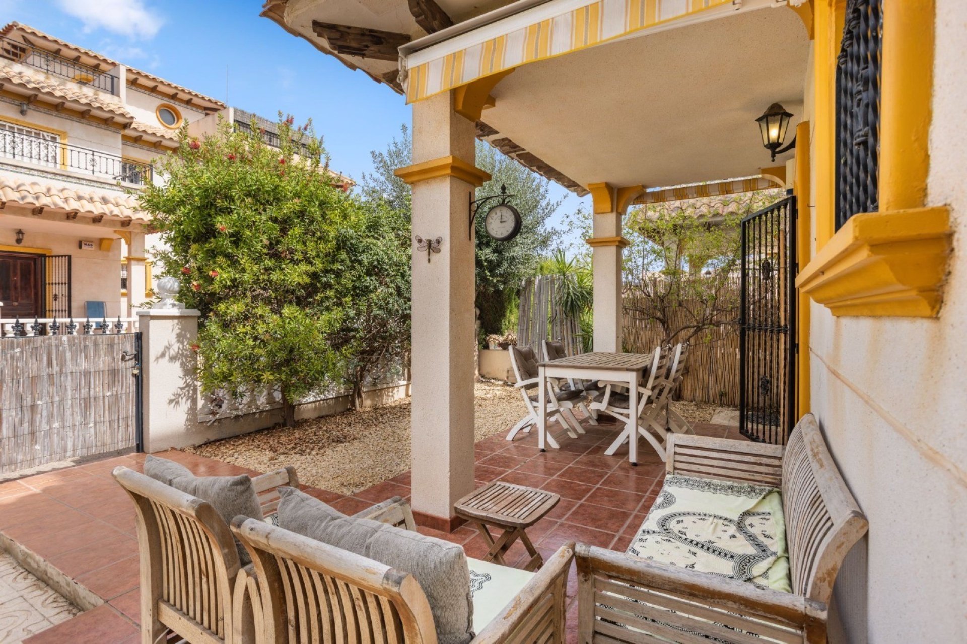 Reventa - Adosado -
Orihuela Costa - La Regia