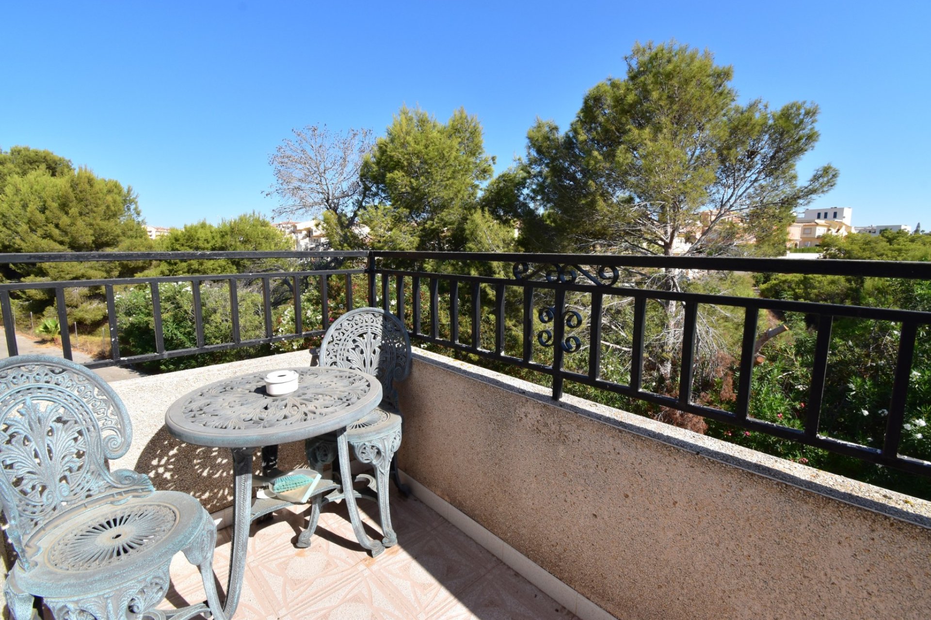 Reventa - Adosado -
Orihuela Costa - Playa Flamenca