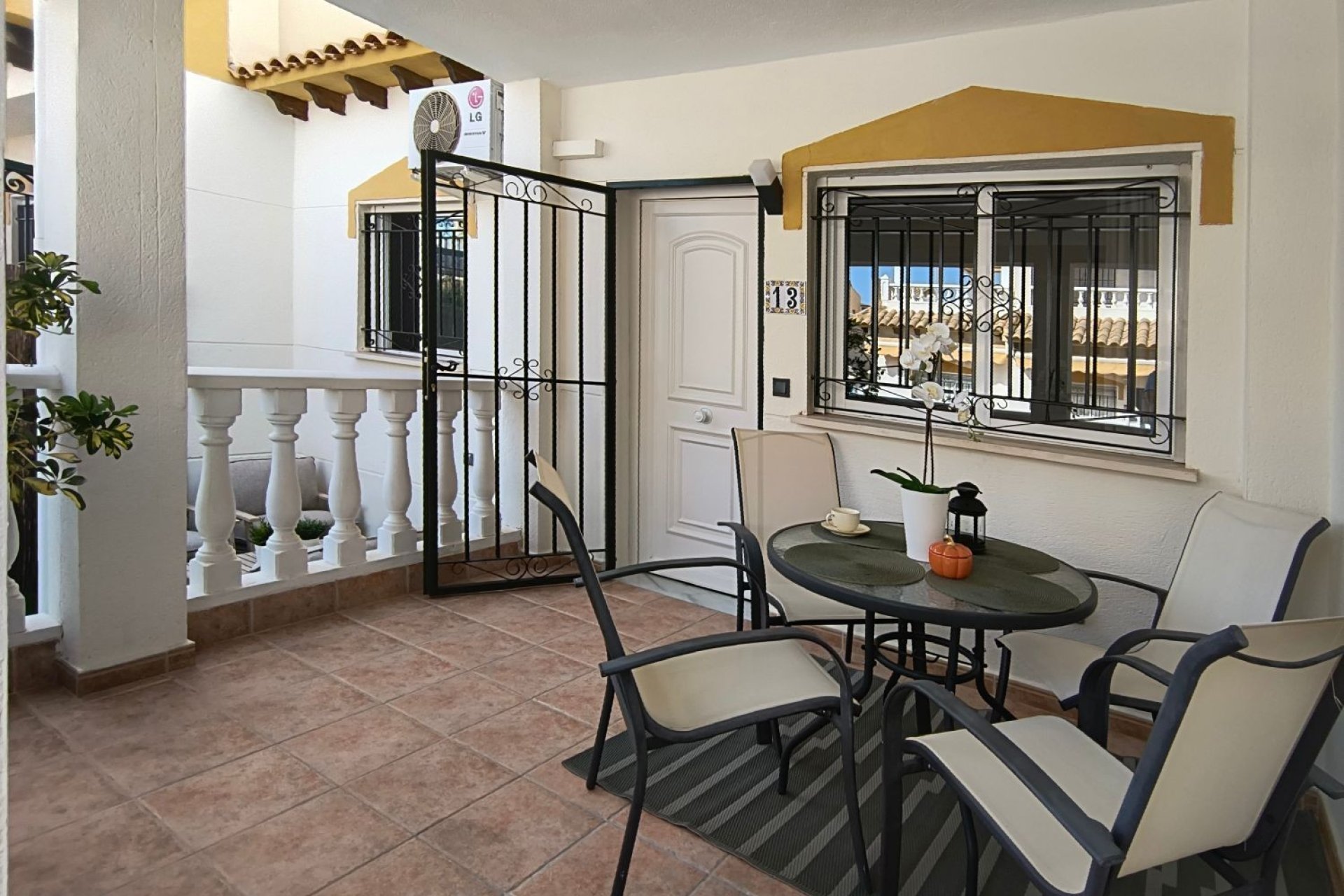 Reventa - Adosado -
Orihuela Costa - Punta Prima