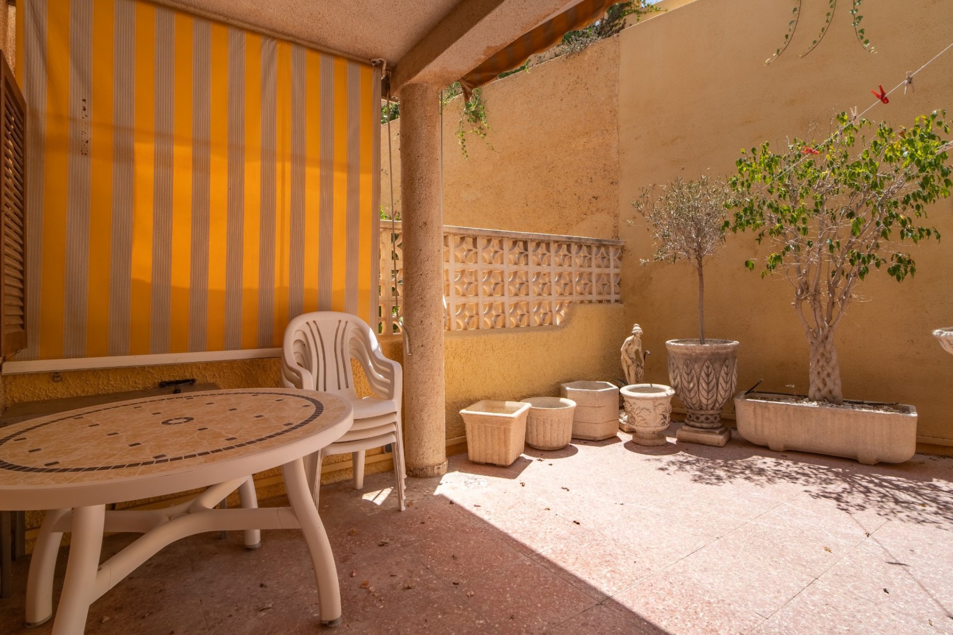 Reventa - Adosado -
Torrevieja - Cabo Cervera