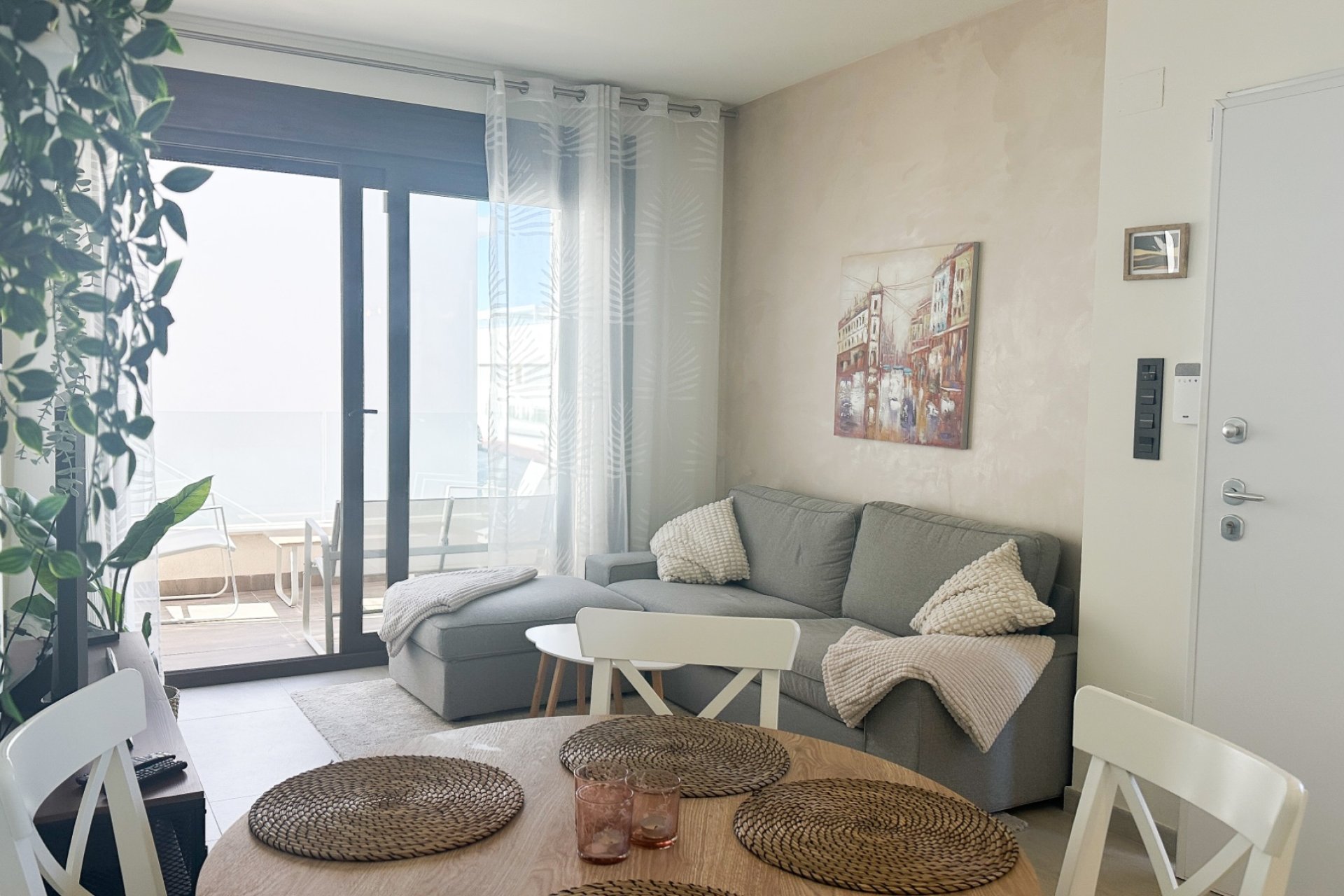 Reventa - Adosado -
Torrevieja - Los Balcones