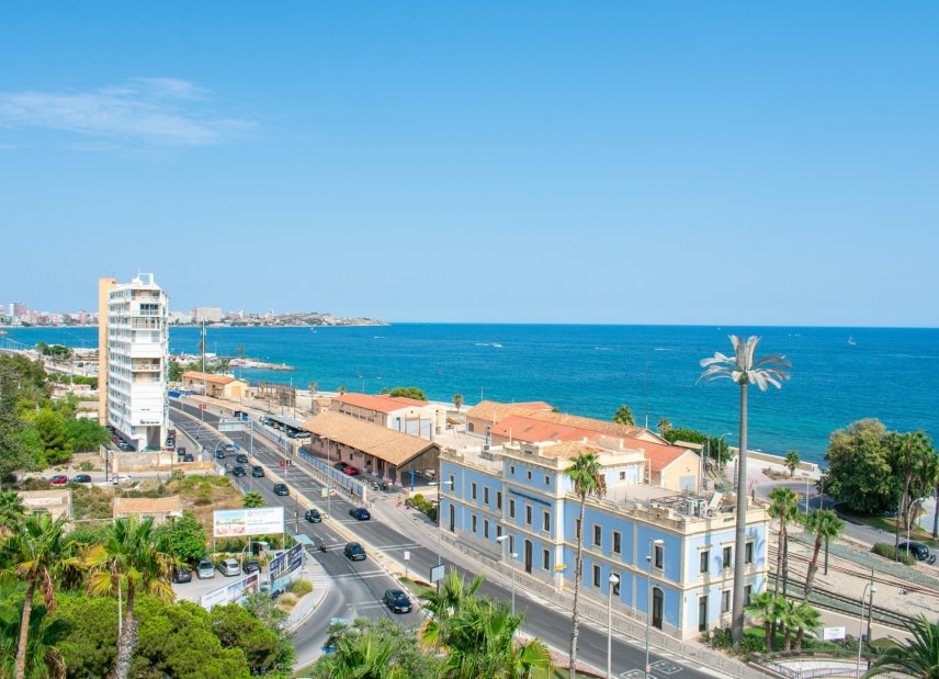 Reventa - apartment -
Alicante - Casco antiguo