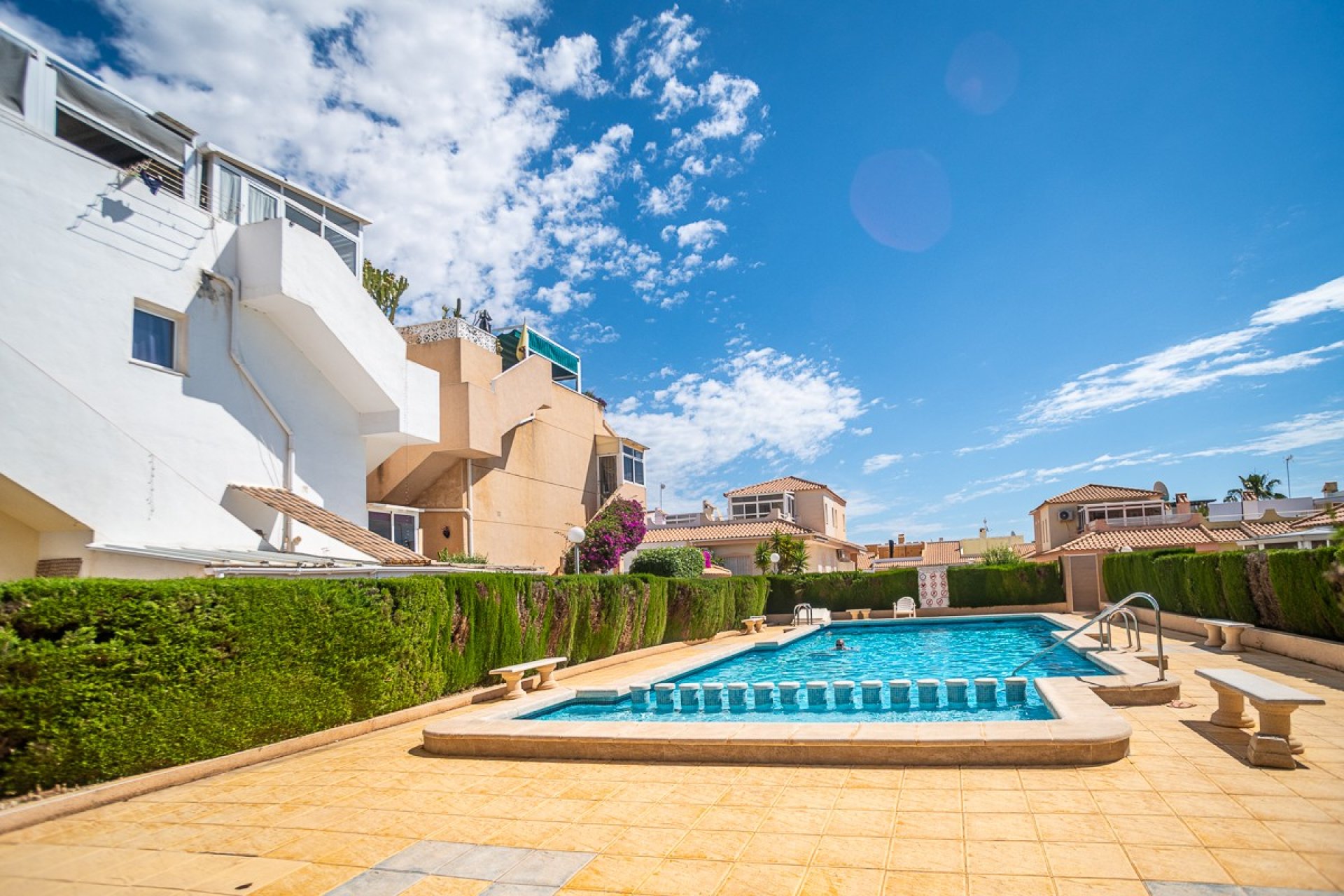 Reventa - apartment -
Alicante - La Florida