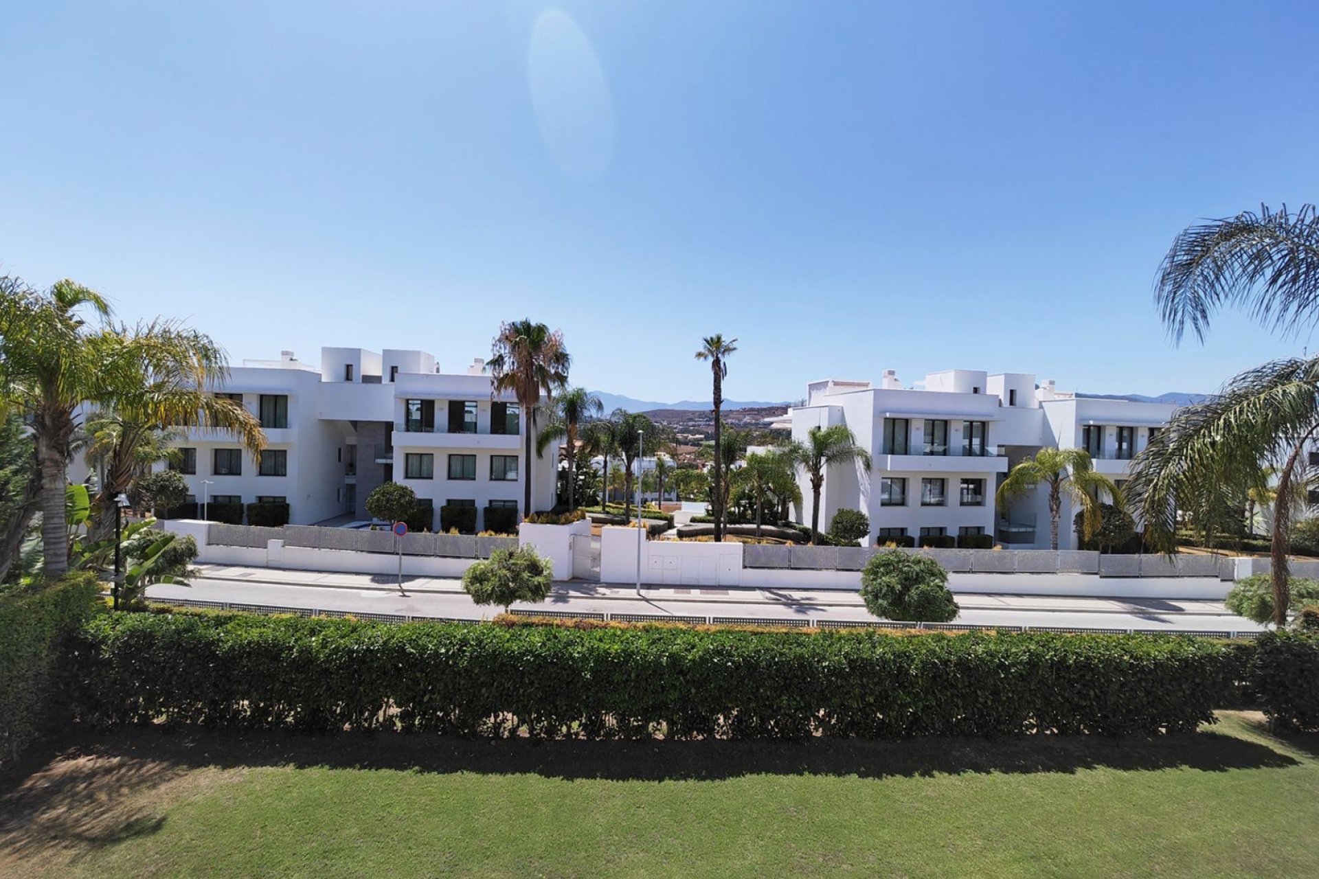 Reventa - apartment -
Estepona - New Golden Mile