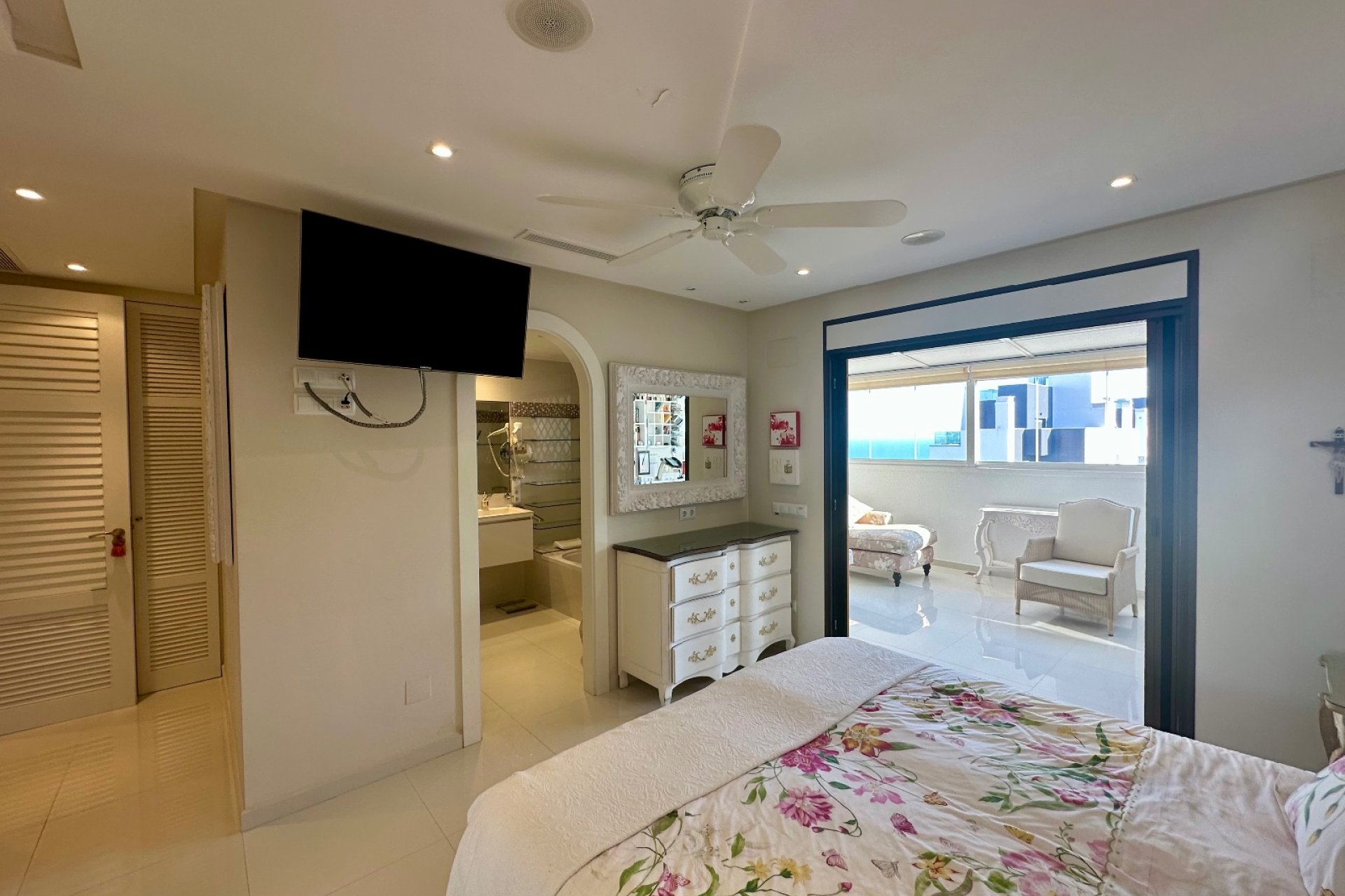 Reventa - apartment -
Guardamar del Segura - Marjal Beach