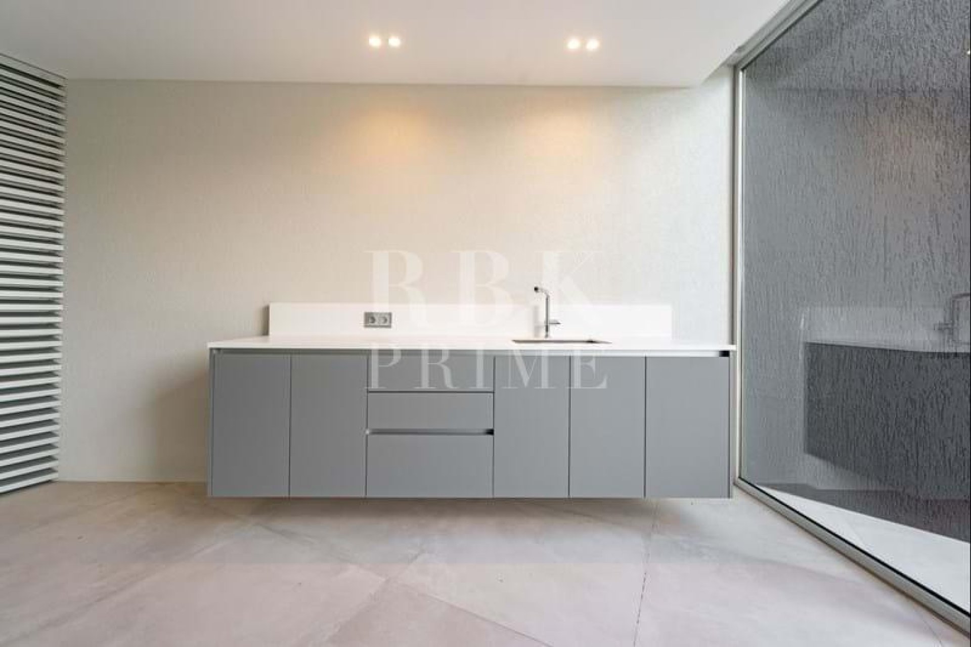 Reventa - apartment -
Madeira