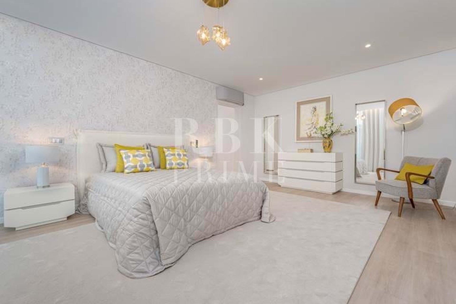 Reventa - apartment -
Madeira