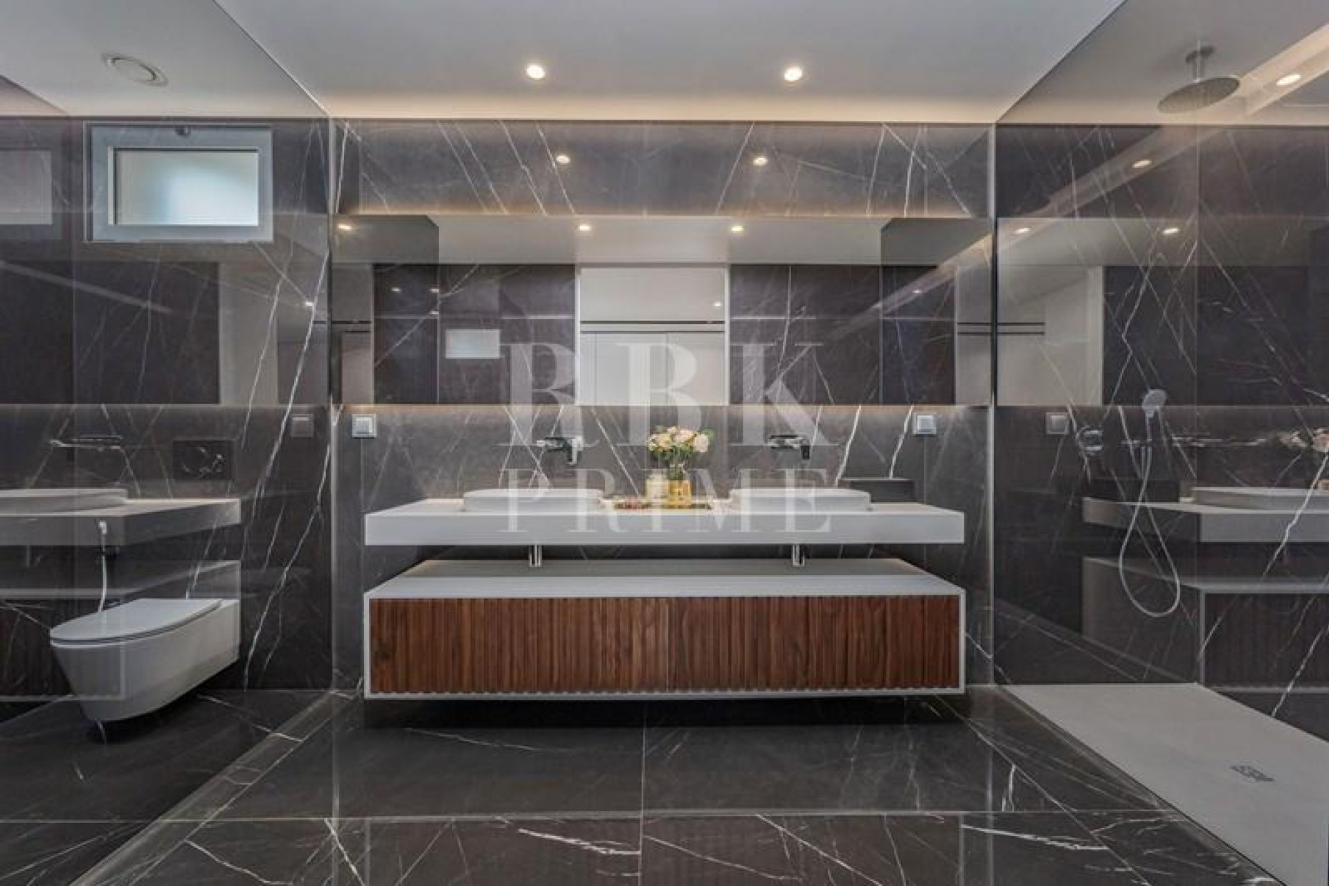 Reventa - apartment -
Madeira