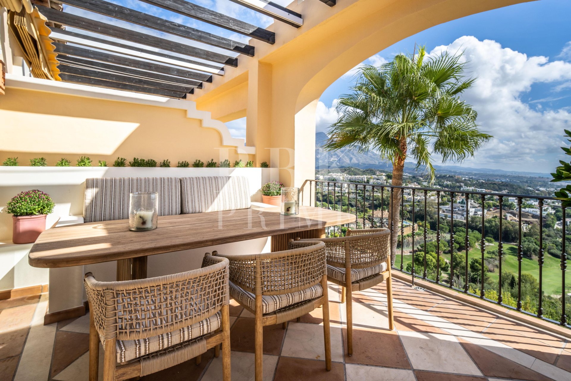 Reventa - apartment -
Malaga - Benahavís