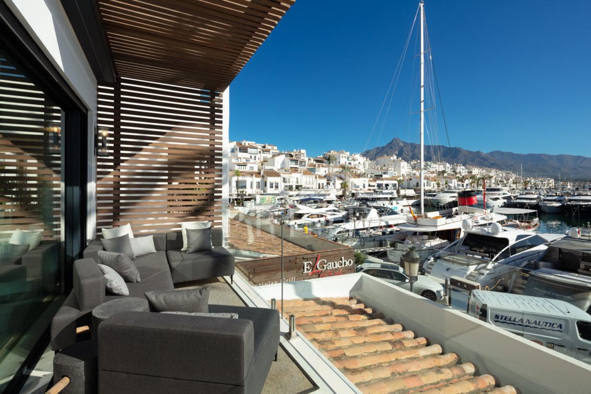 Reventa - apartment -
Malaga - Nueva Andalucía