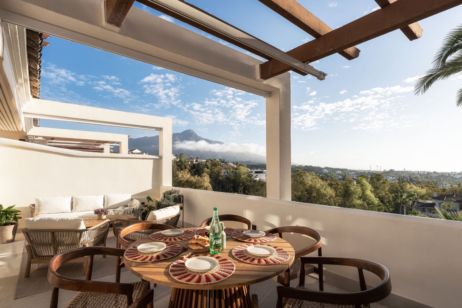 Reventa - apartment -
Marbella - Nueva Andalucía