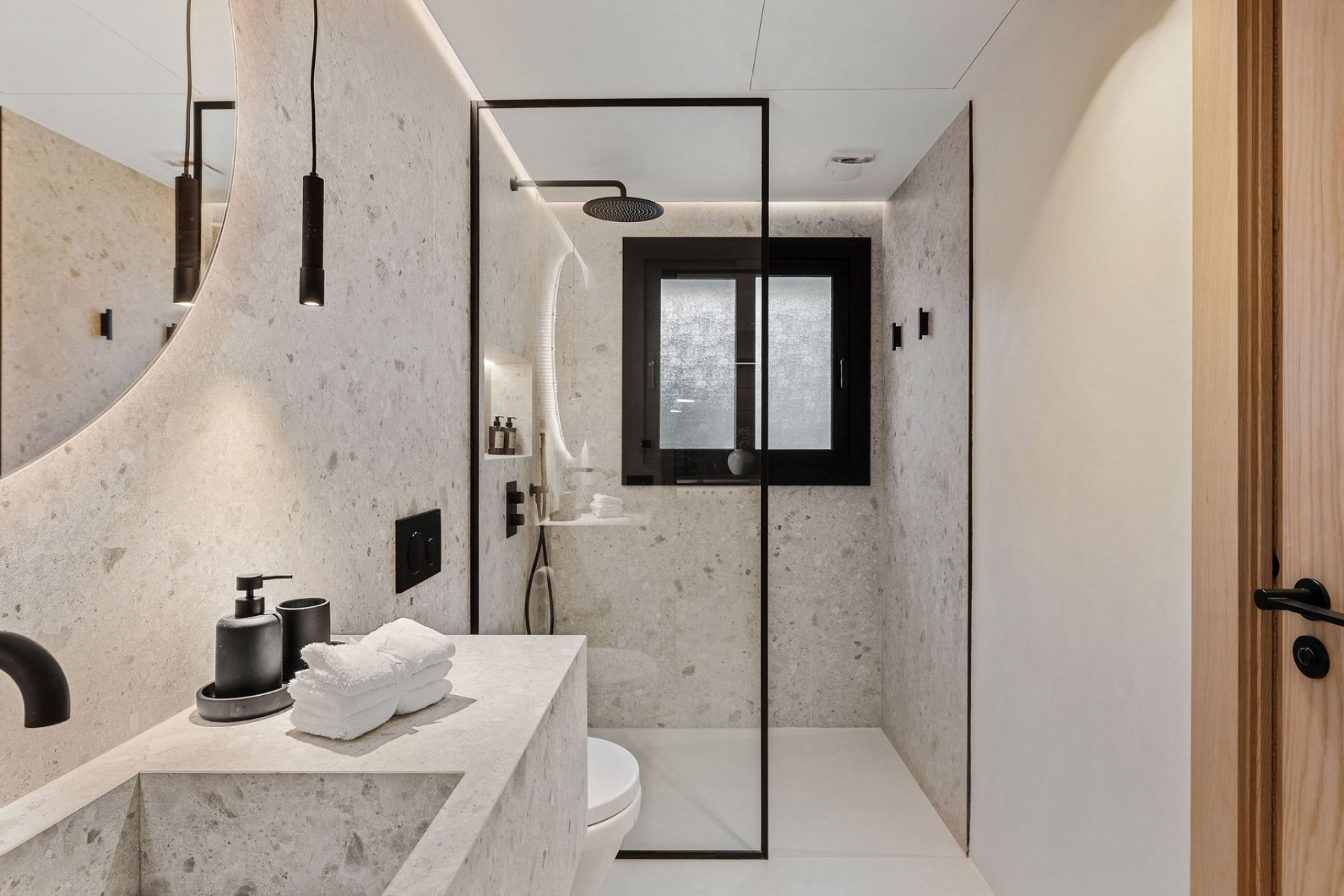 Reventa - apartment -
Marbella - Nueva Andalucía