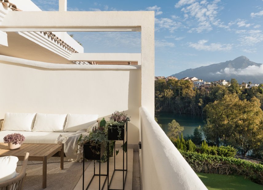 Reventa - apartment -
Marbella - Nueva Andalucía