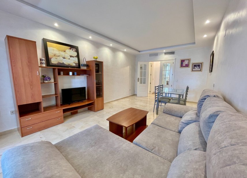 Reventa - apartment -
Marbella - Puerto Banús
