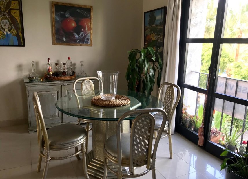 Reventa - apartment -
Marbella - Puerto Banús