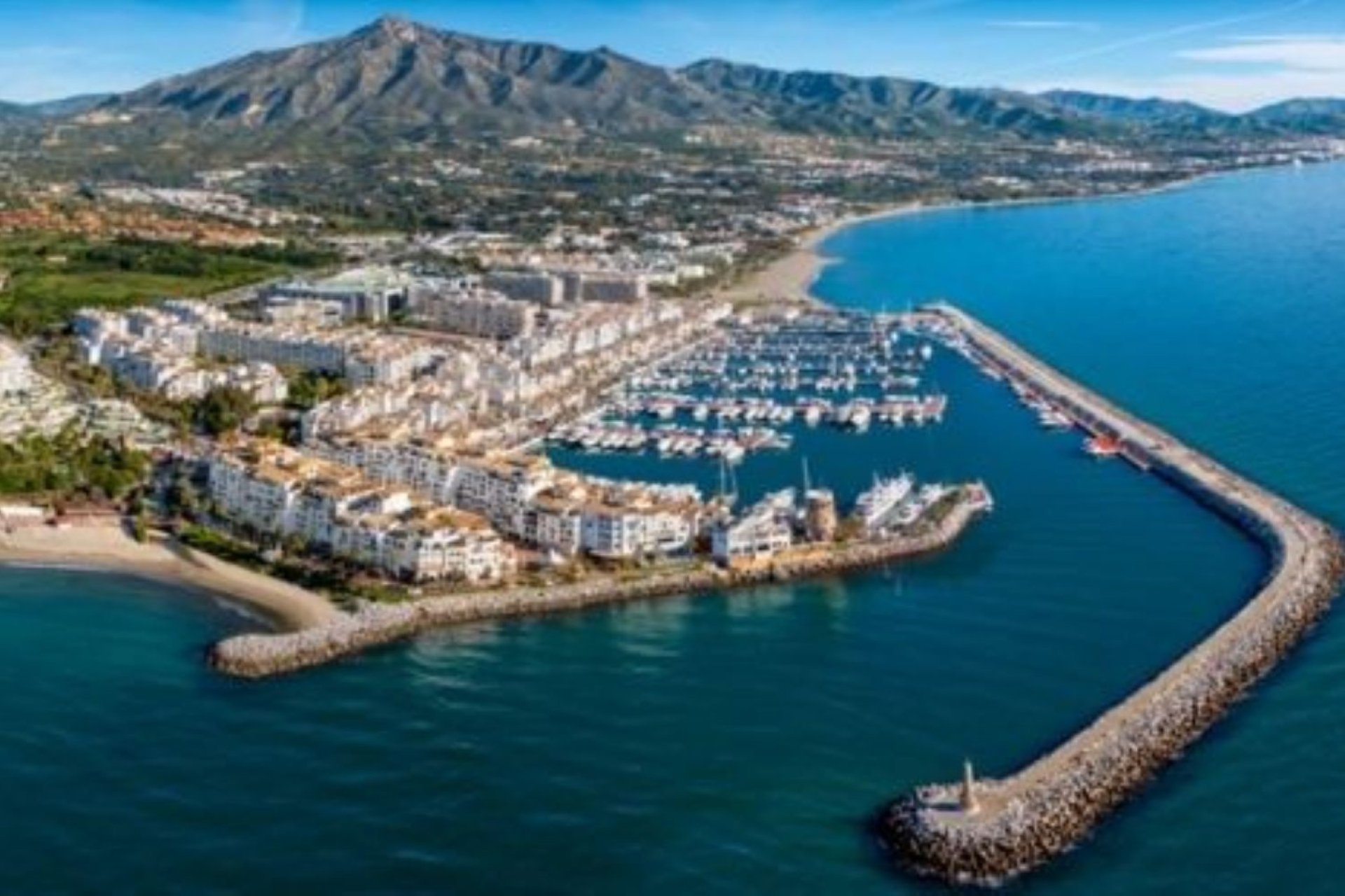 Reventa - apartment -
Marbella - Puerto Banús
