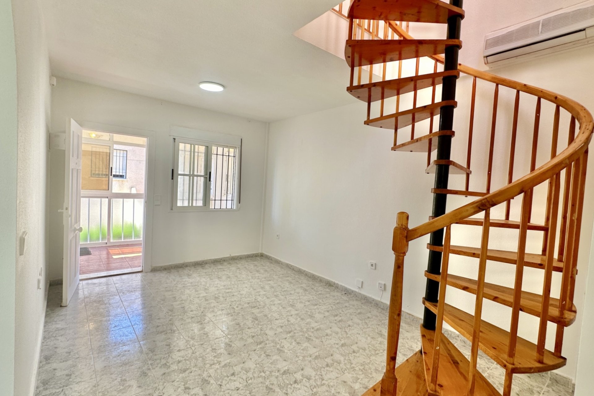 Reventa - apartment -
Orihuela Costa - Playa Flamenca