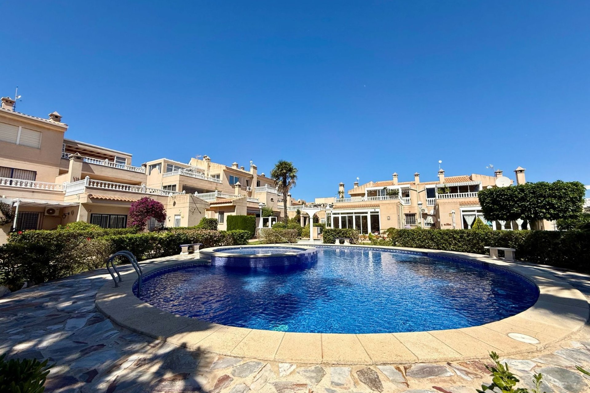 Reventa - apartment -
Orihuela Costa - Playa Flamenca