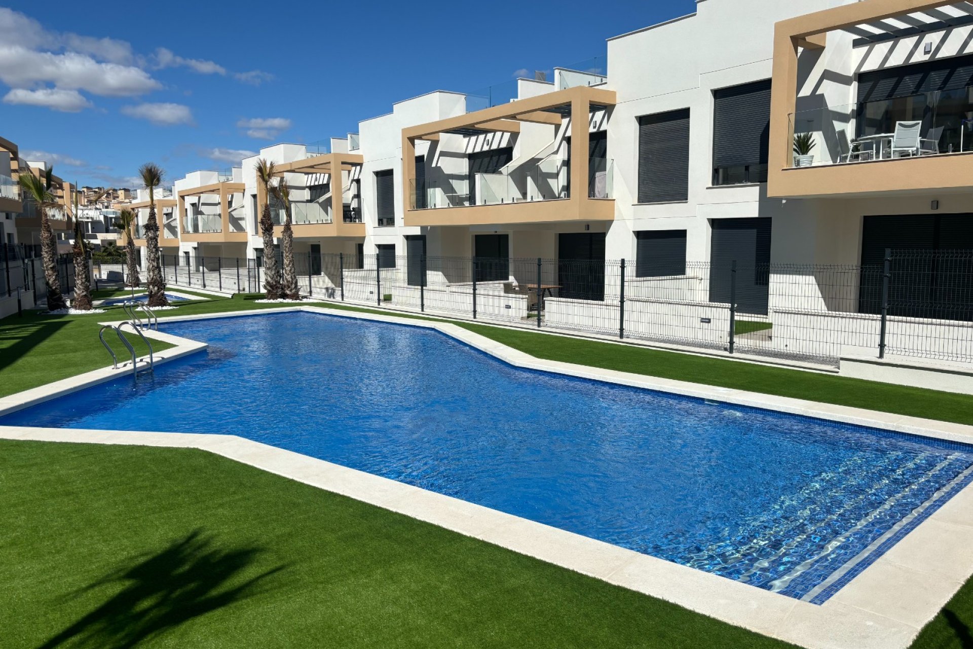 Reventa - apartment -
Orihuela Costa - Villamartín