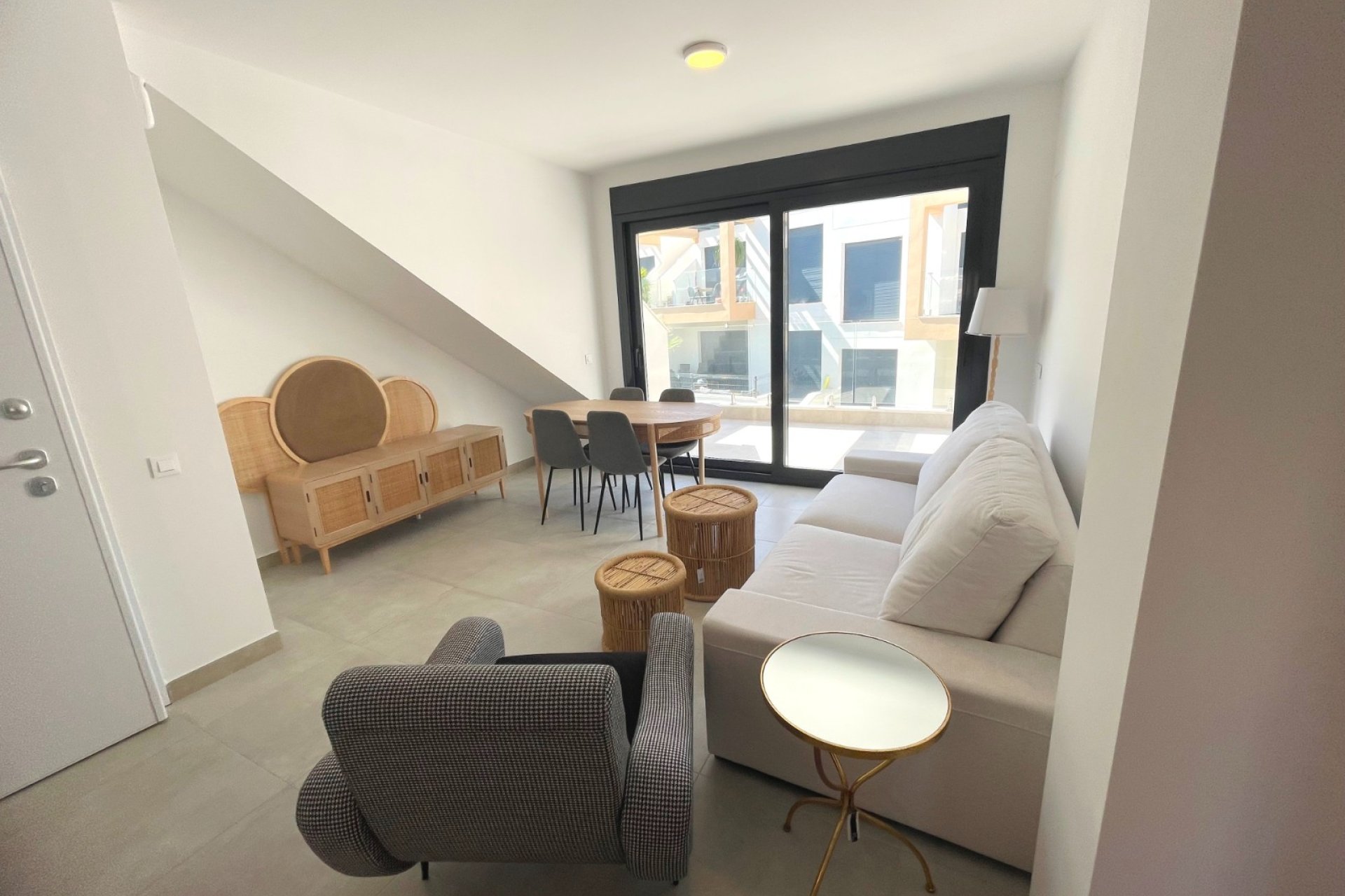 Reventa - apartment -
Orihuela Costa - Villamartín