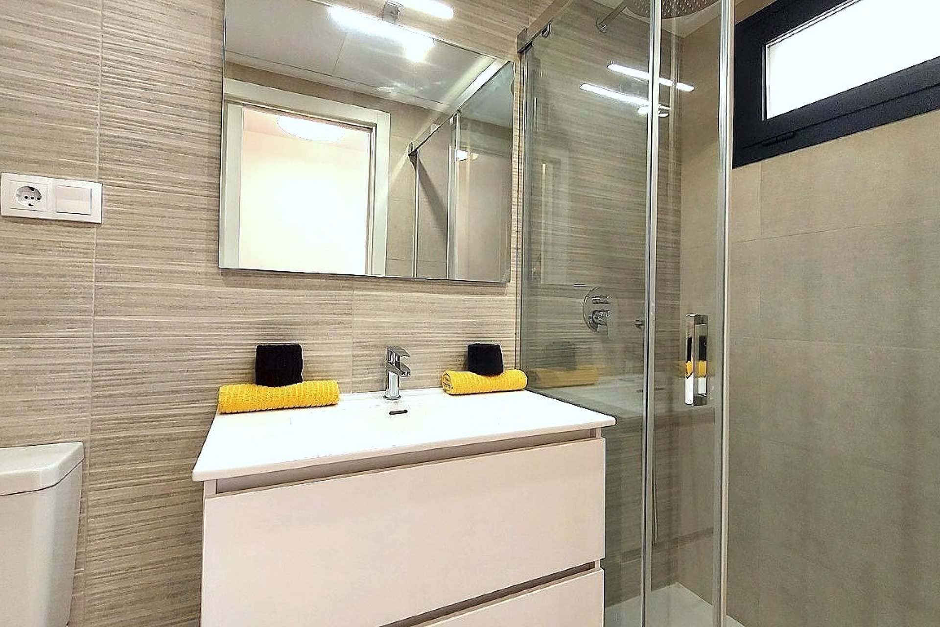 Reventa - apartment -
Orihuela Costa - Villamartín