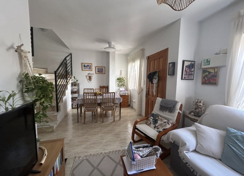 Reventa - apartment -
Orihuela Costa - Villamartín