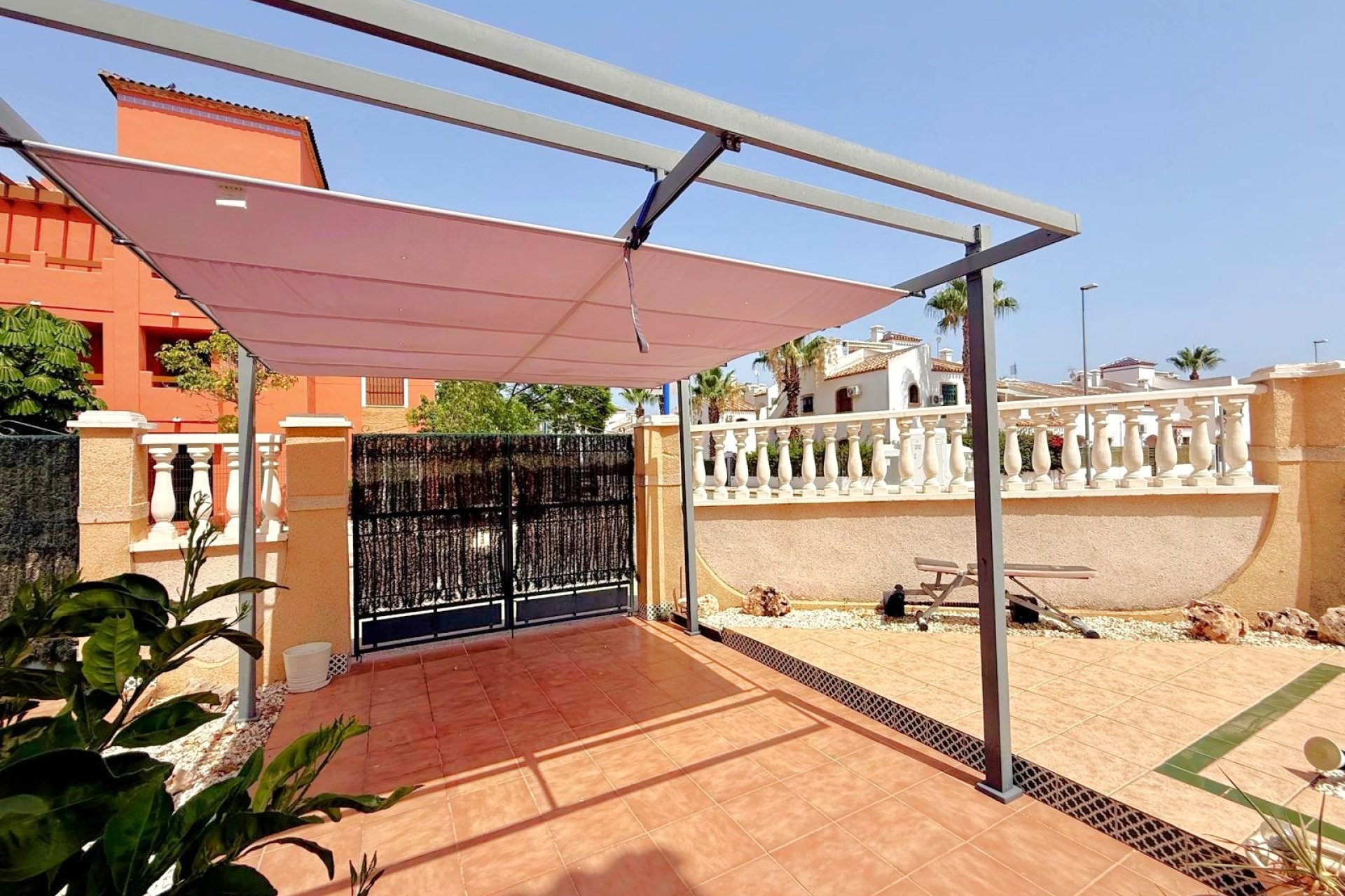 Reventa - apartment -
Orihuela Costa - Villamartín