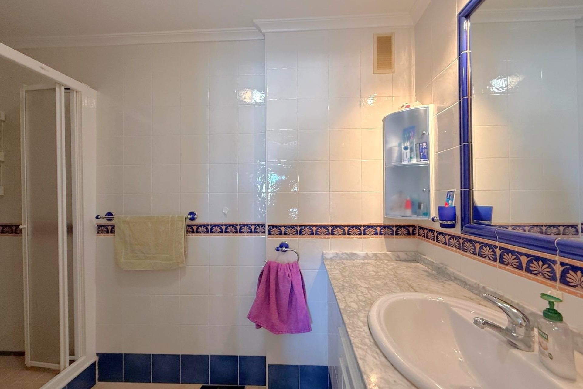 Reventa - apartment -
Orihuela Costa - Villamartín