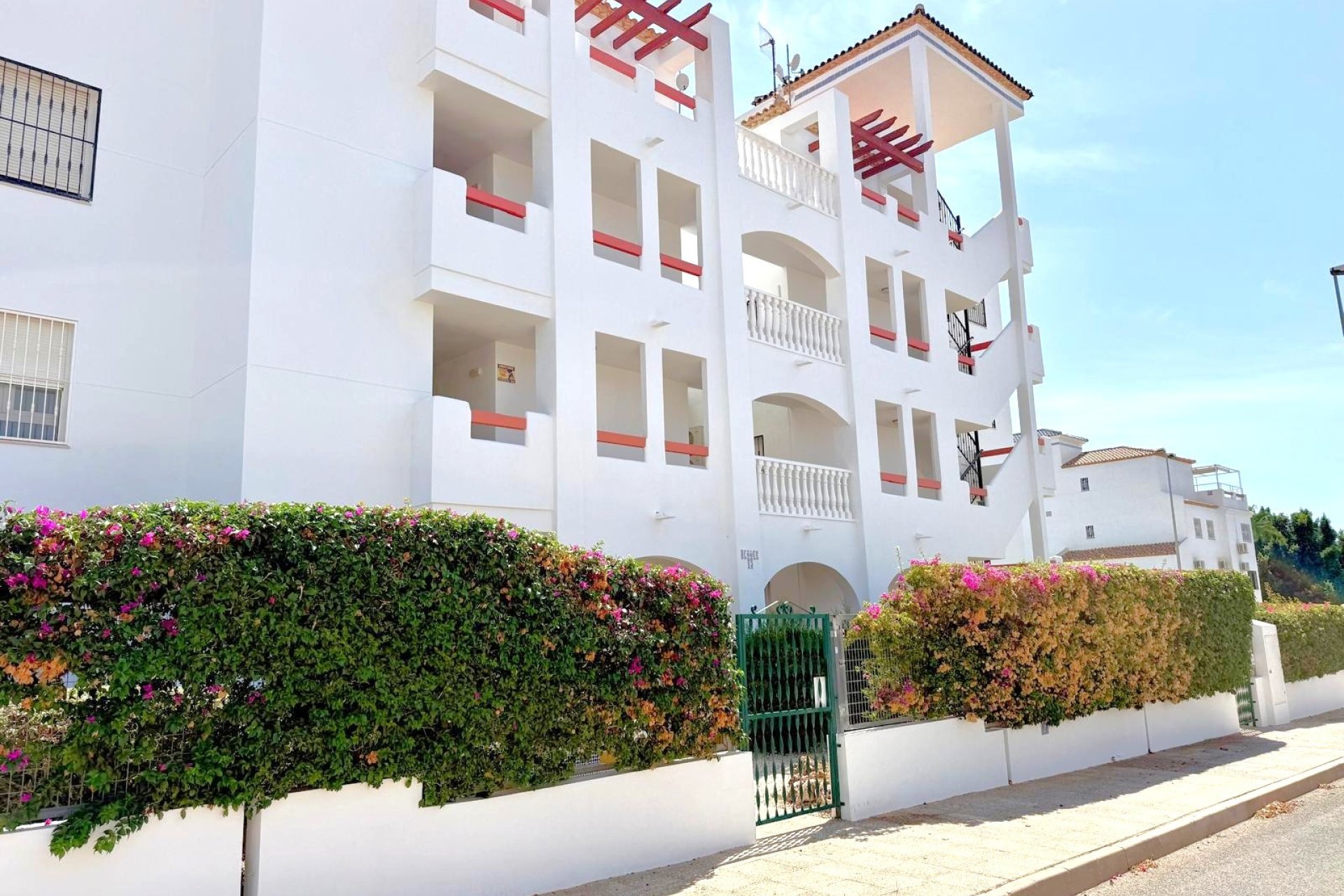 Reventa - apartment -
Orihuela Costa - Villamartín