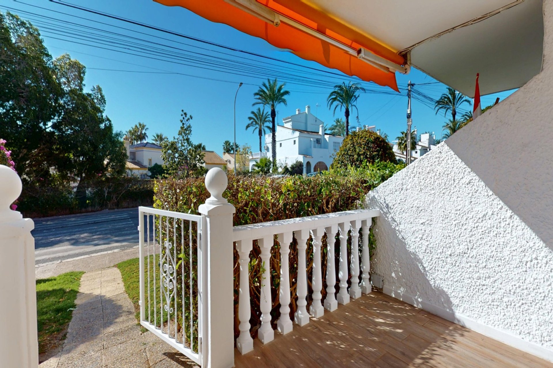 Reventa - apartment -
Orihuela Costa - Villamartín