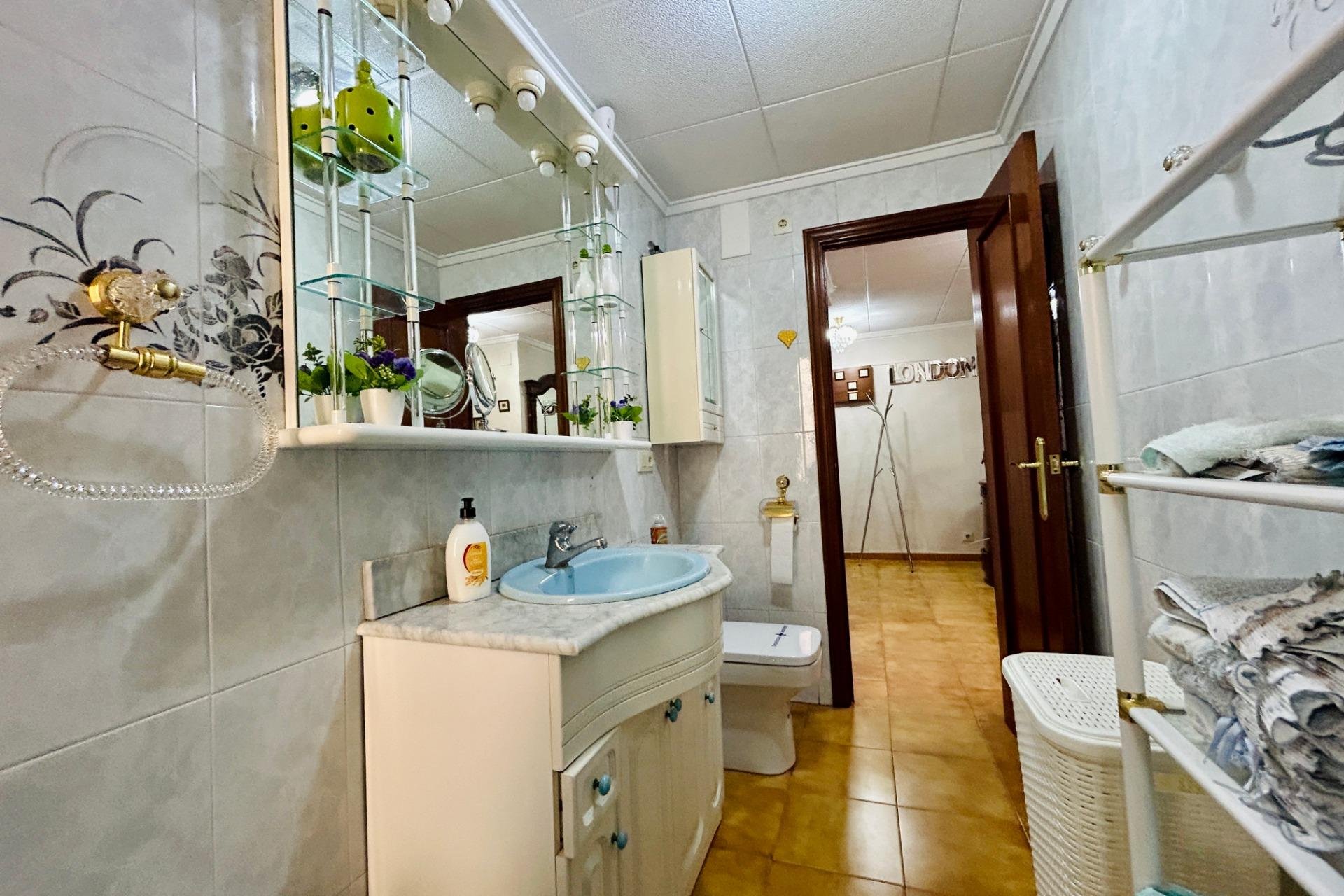 Reventa - apartment -
Santa Pola - Puerto
