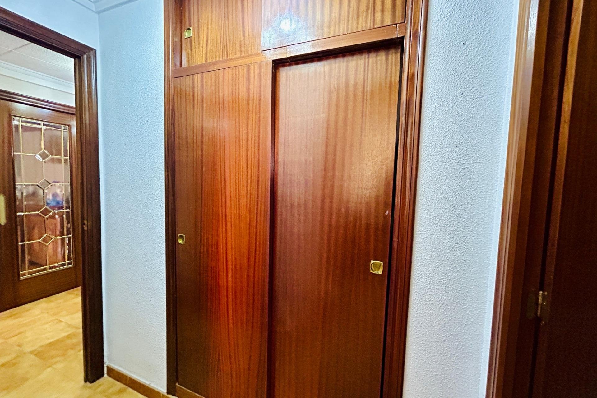 Reventa - apartment -
Santa Pola - Puerto