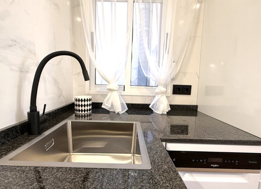 Reventa - apartment -
Torrevieja - Costa Blanca