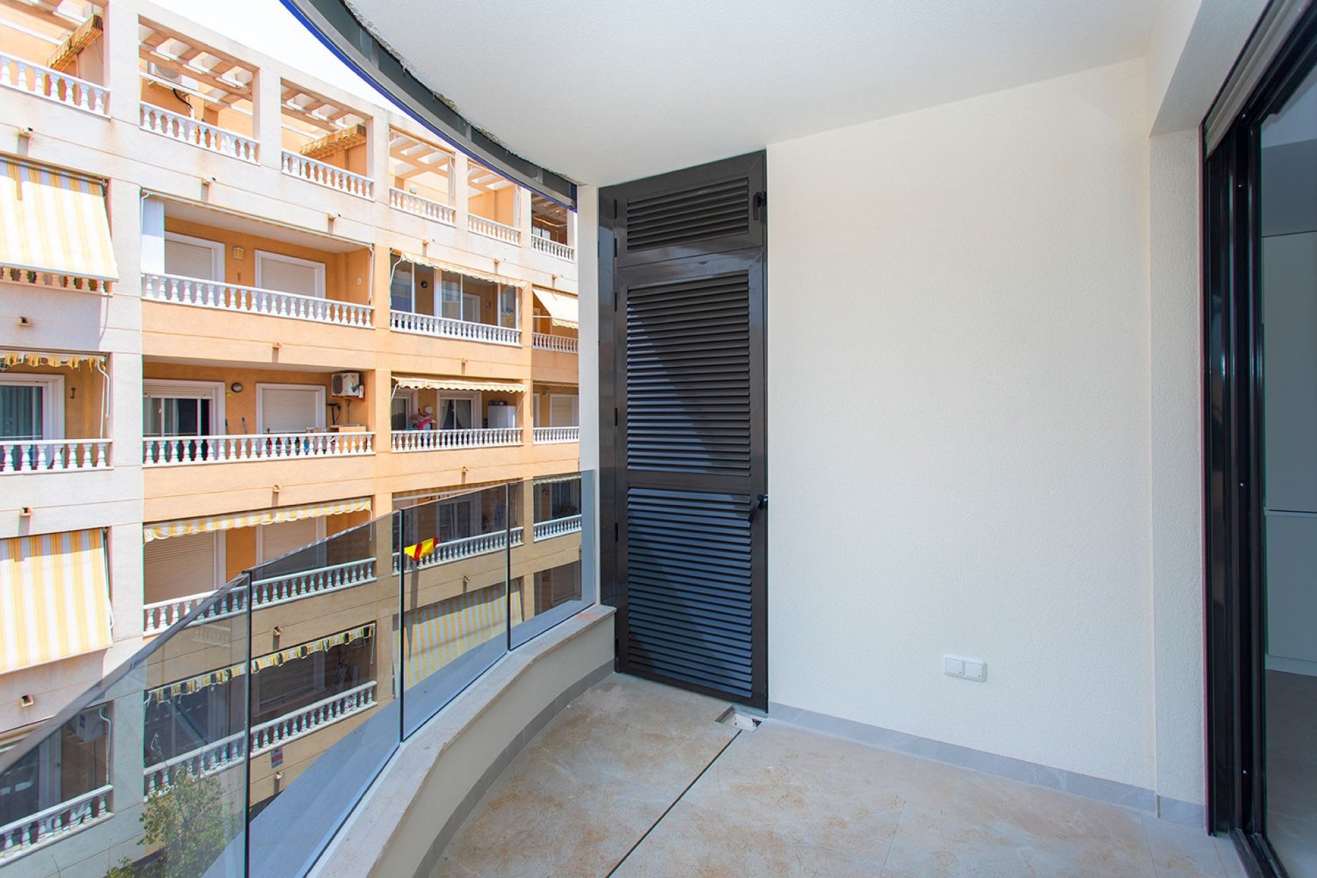 Reventa - apartment -
Torrevieja - Playa del Cura