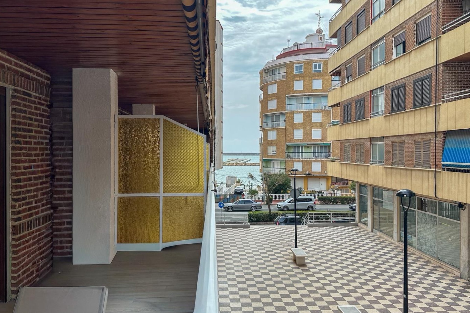 Reventa - apartment -
Torrevieja - Playa Los Naufragos