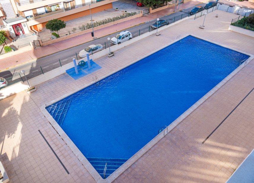 Reventa - apartment -
Torrevieja - Punta Prima