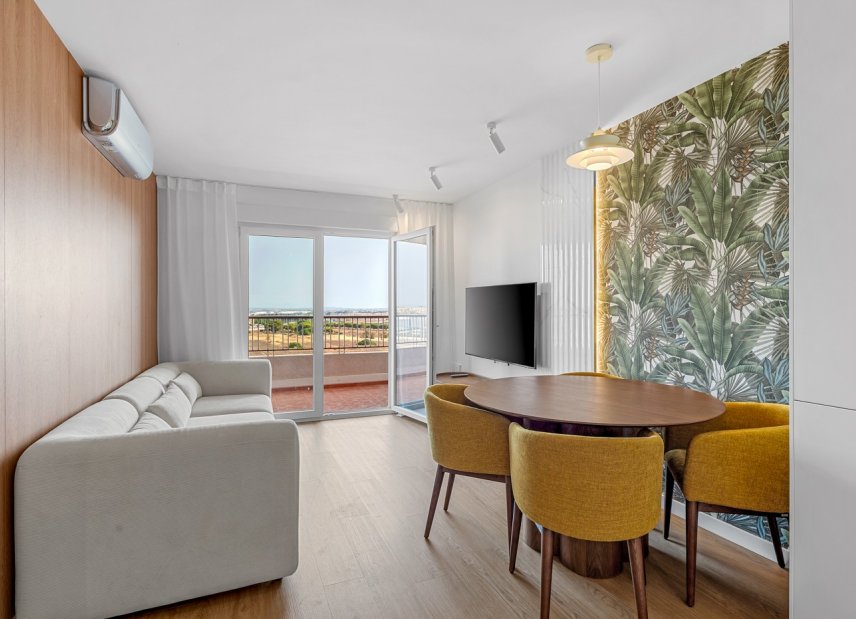 Reventa - apartment -
Torrevieja - Punta Prima