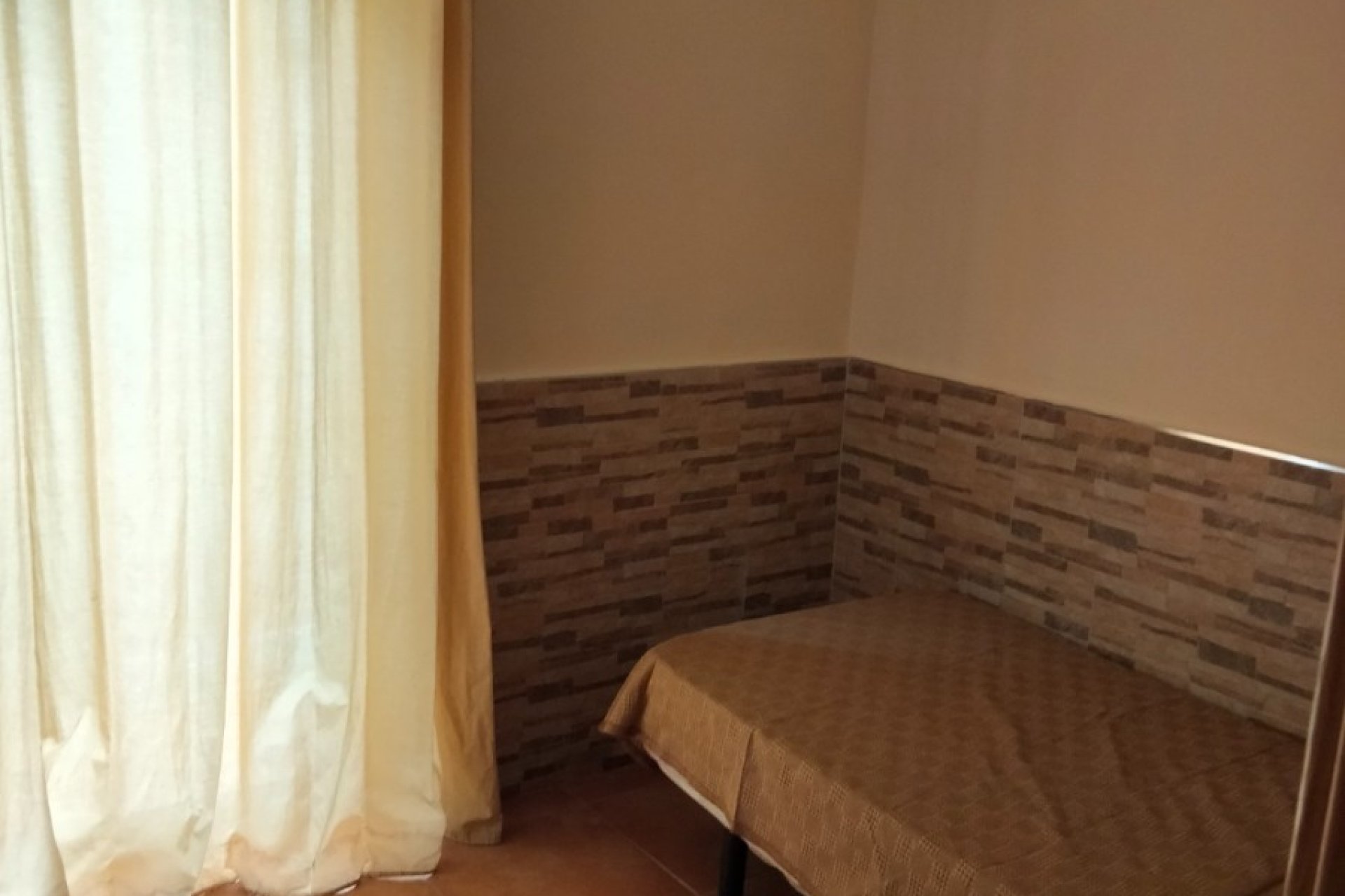 Reventa - Comercial -
Alicante - Casco antiguo