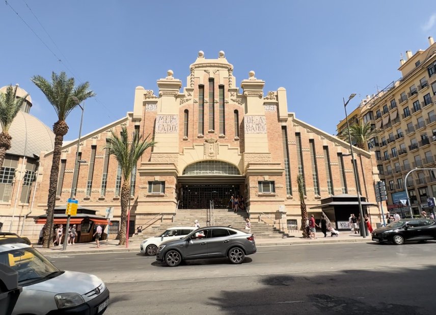 Reventa - Comercial -
Alicante - - Centro  -