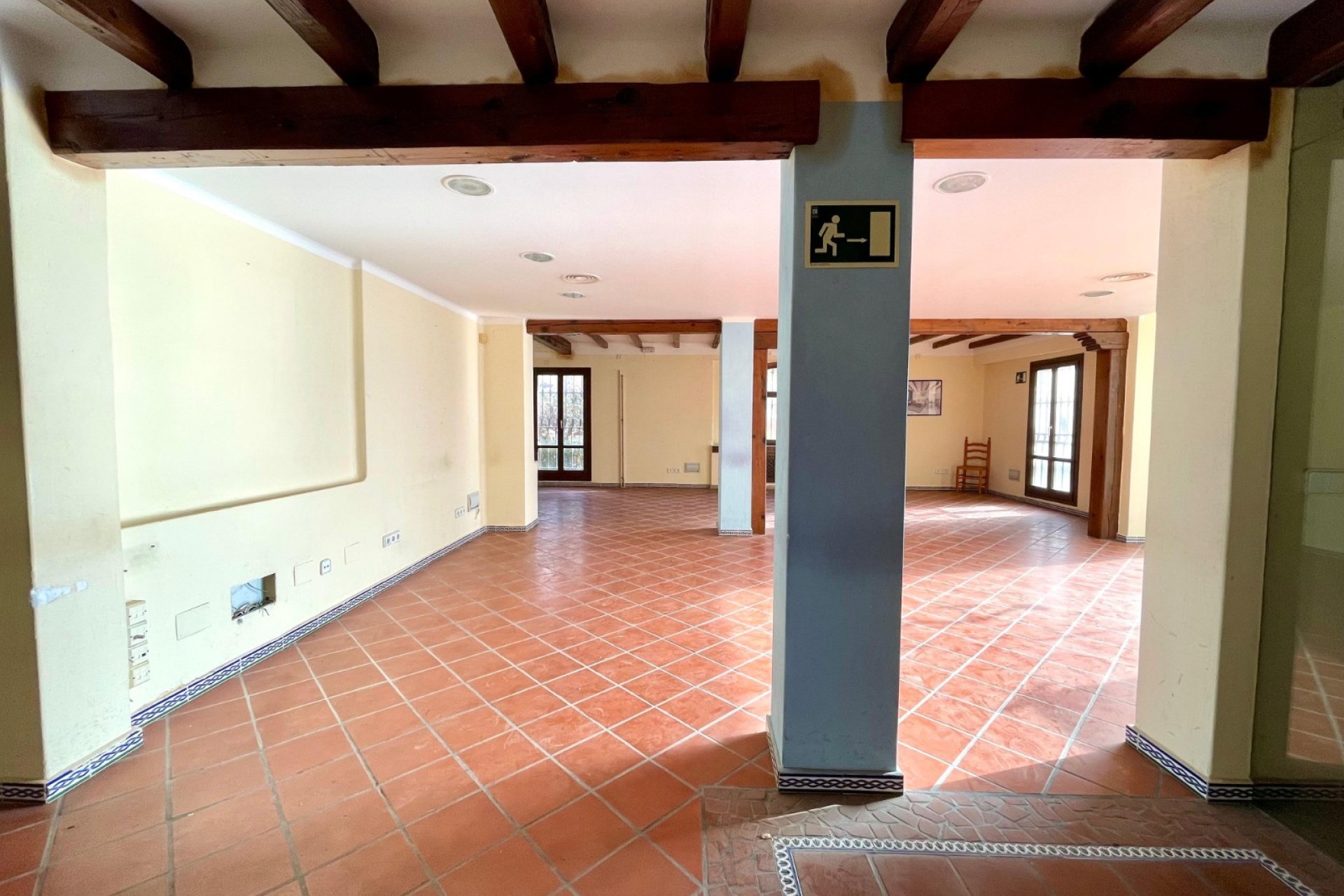 Reventa - Comercial -
Torrevieja - Playa Los Locos