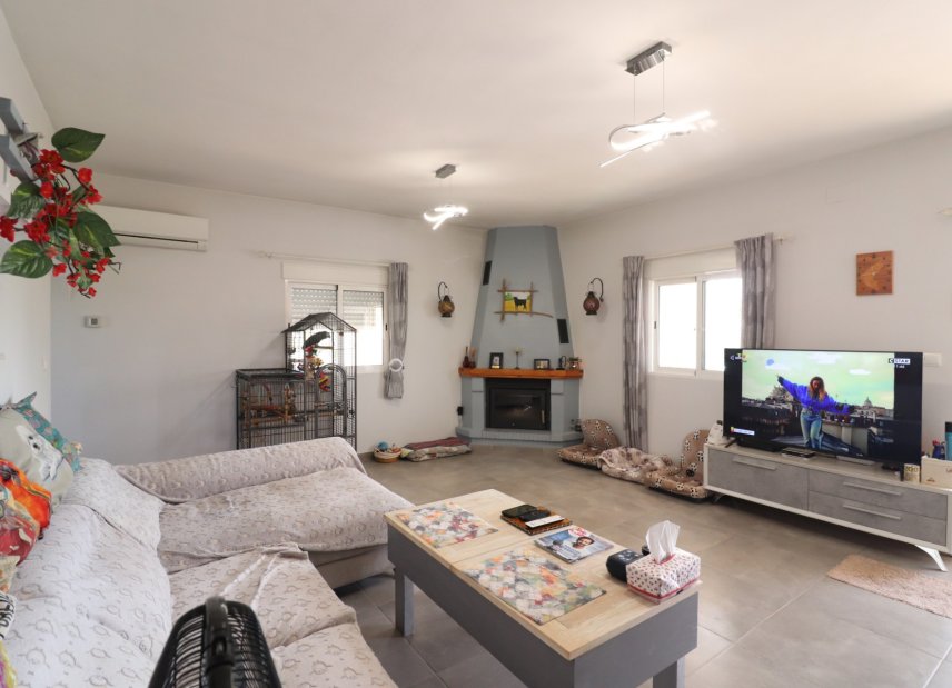 Reventa - Country House -
Orihuela - La Campaneta