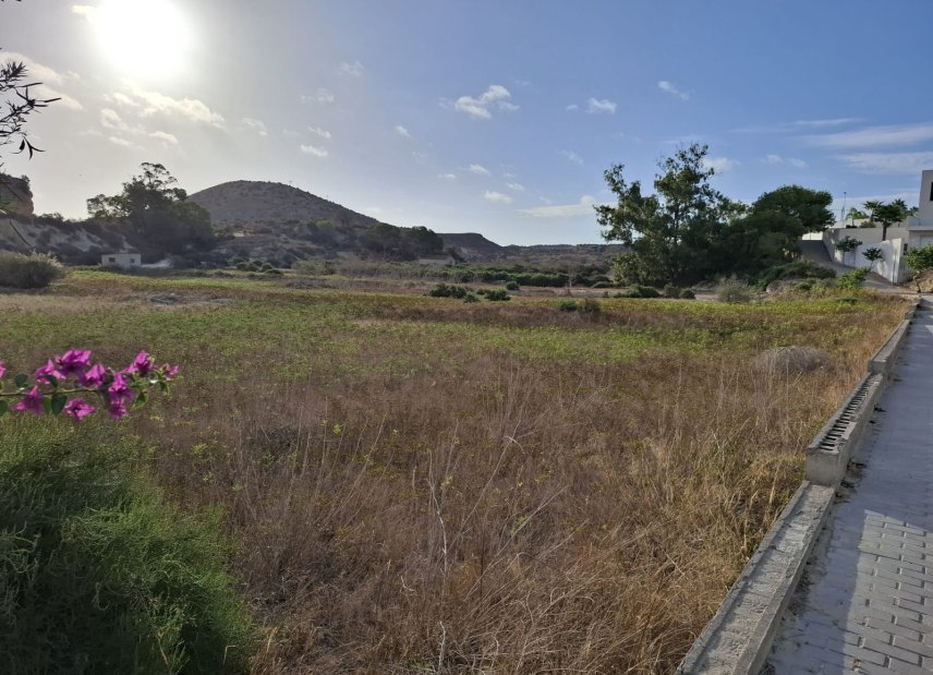 Reventa - Land -
Rojales - Ciudad Quesada