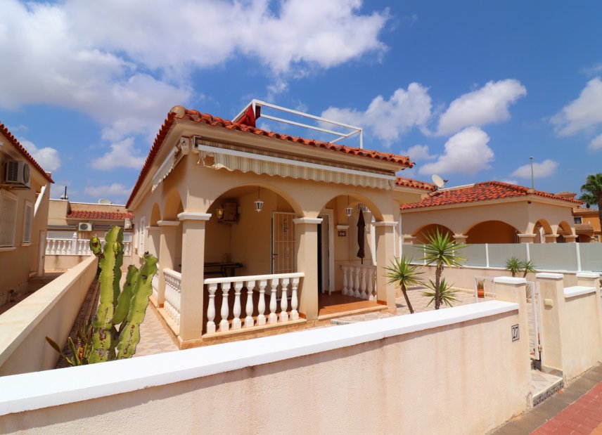 Reventa - Villa -
Algorfa - Lo Crispin