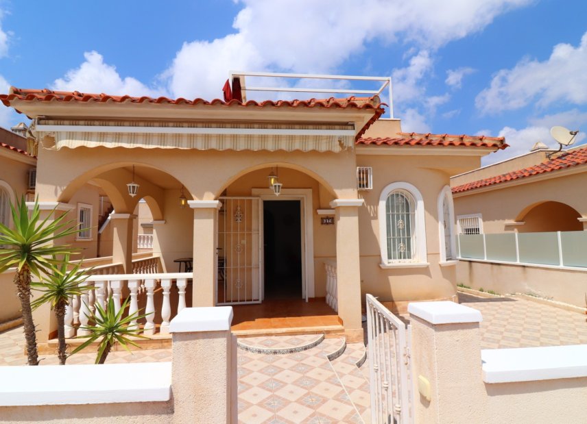 Reventa - Villa -
Algorfa - Lo Crispin