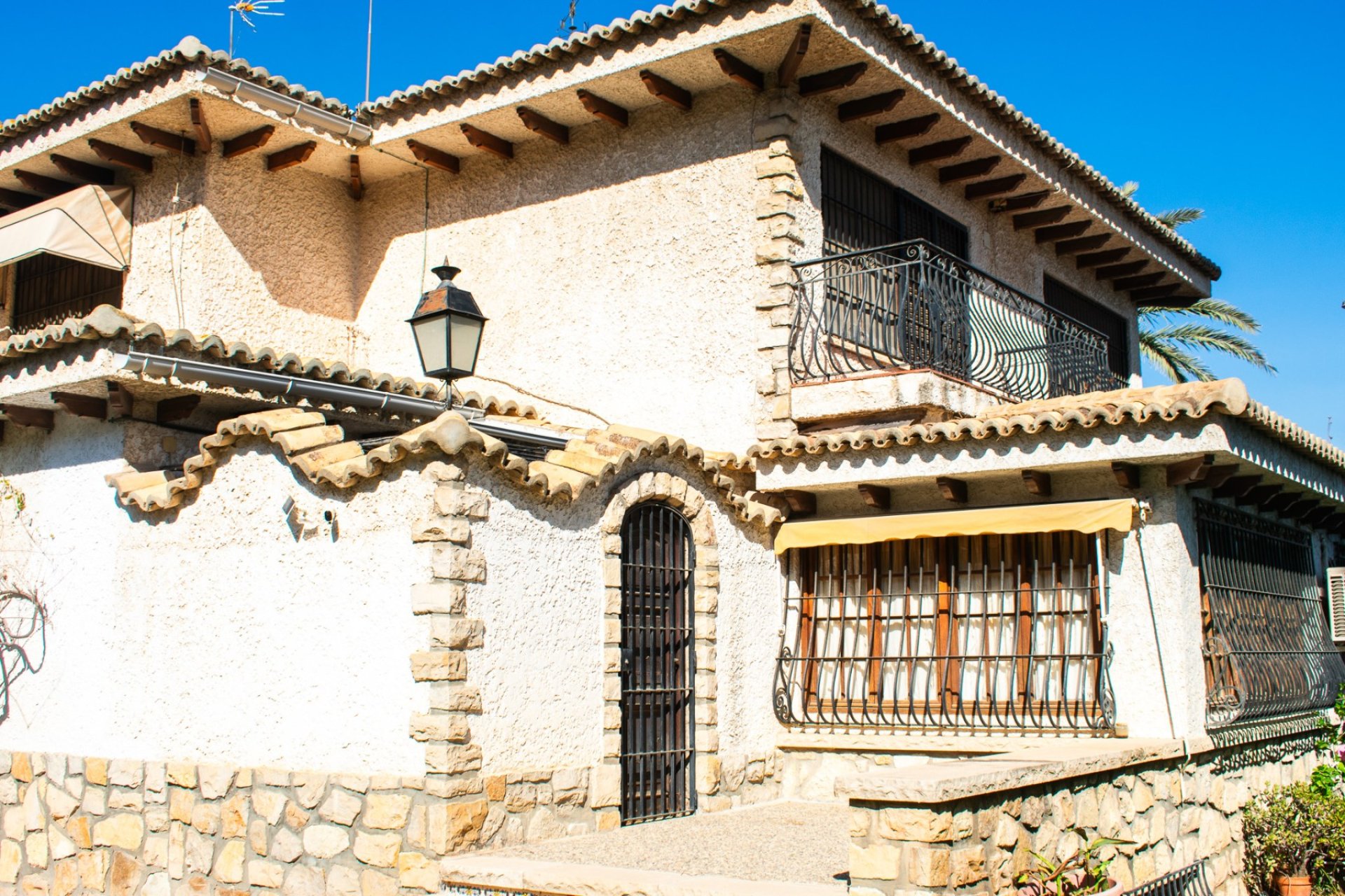 Reventa - Villa -
Alicante - Albufereta