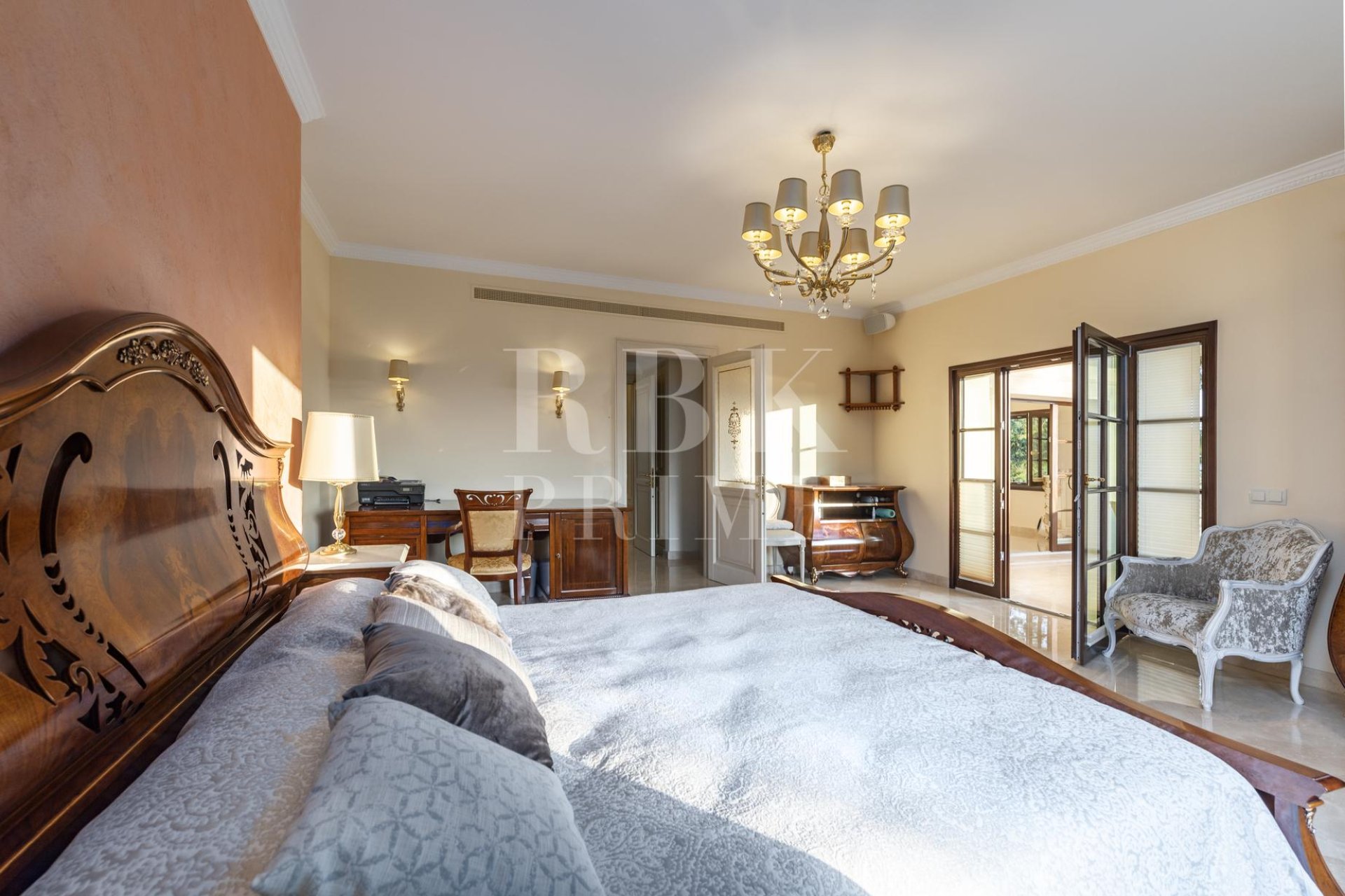 Reventa - Villa -
Calvià - Peguera