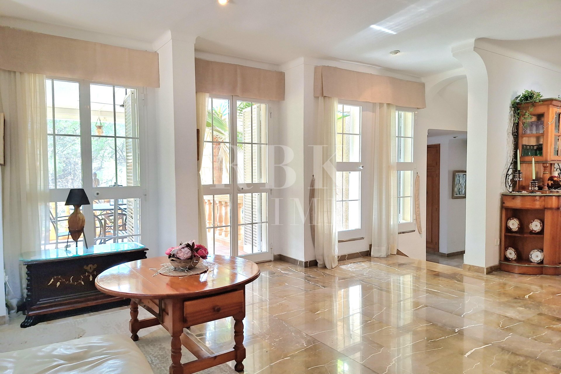 Reventa - Villa -
Calvià - Peguera