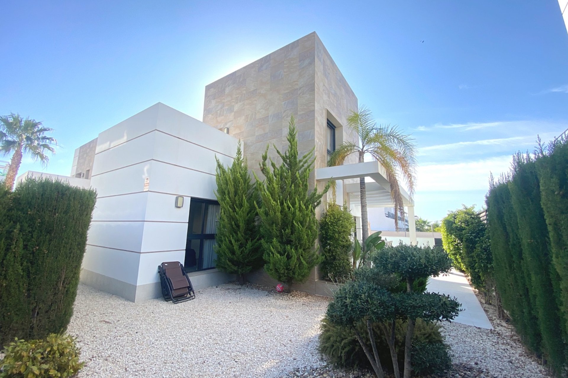 Reventa - Villa -
Ciudad Quesada - Doña Pepa
